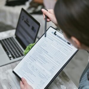 Insurance Broker: Importance of having the expert on your side